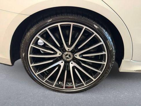 Used 2023 Mercedes-Benz S 580 4MATIC Sedan image 7