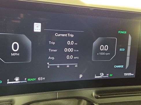 Certified 2025 Kia Carnival SX Prestige FWD image 15
