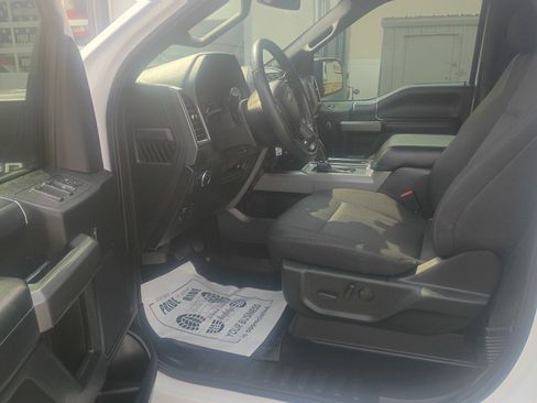 Used 2020 Ford F150 XLT w/ Equipment Group 302A Luxury AWD/4WD image 11