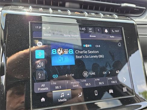 Used 2023 Jeep Grand Cherokee Altitude image 8