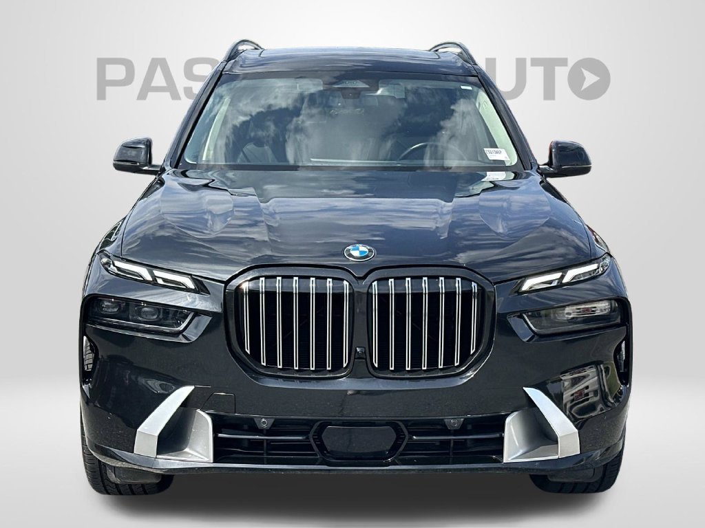 Used 2023 BMW X7 xDrive40i w/ Climate Comfort Package AWD/4WD image 7