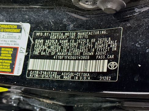 Used 2016 Toyota Camry SE image 39