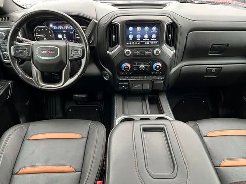 Used 2021 GMC Sierra 2500 AT4 w/ AT4 Premium Plus Package image 3