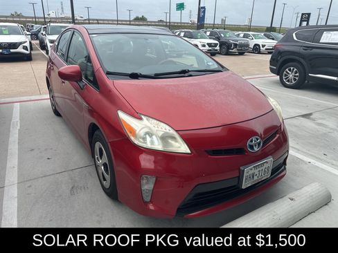 Used 2012 Toyota Prius Three w/ Solar Roof Pkg FWD image 3