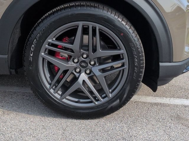 New 2026 Ford Explorer ST-Line w/ ST-Line Street Pack RWD image 11