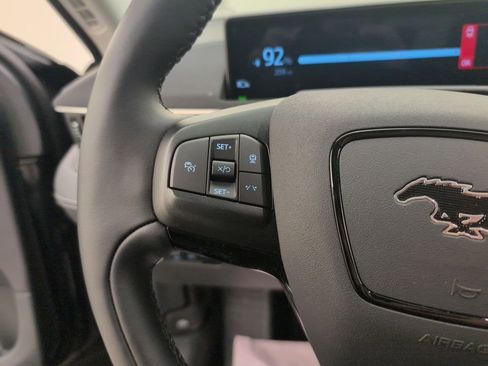 Used 2025 Ford Mustang Mach-E Select w/ Comfort Package Lite image 40