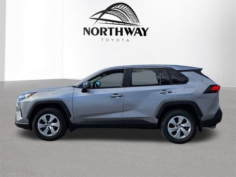 Used 2023 Toyota RAV4 LE image 7