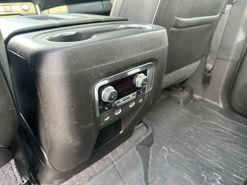 Used 2021 GMC Yukon XL AT4 w/ Rear Media and Nav Package AWD/4WD image 18