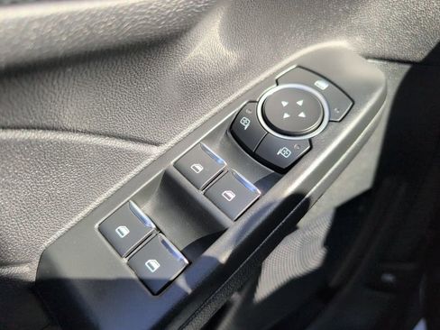 Certified 2025 Ford Escape ST-Line w/ Equipment Group 301A image 22