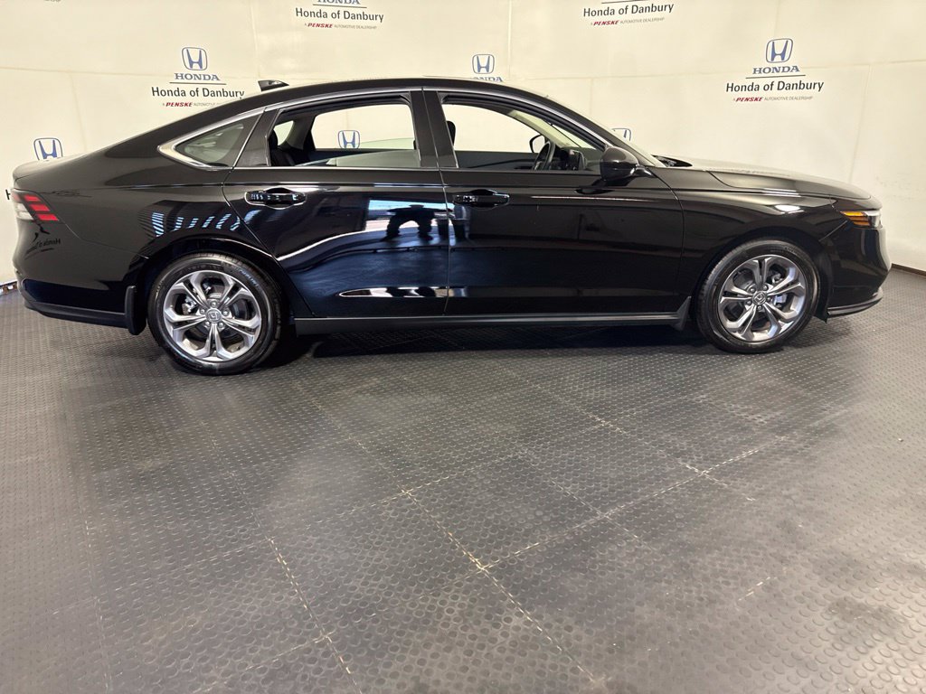 Used 2024 Honda Accord EX image 3