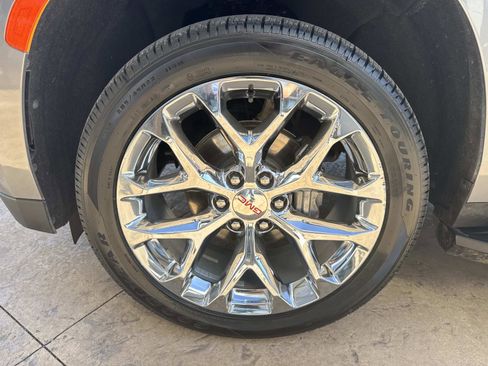 Used 2021 GMC Yukon Denali image 10