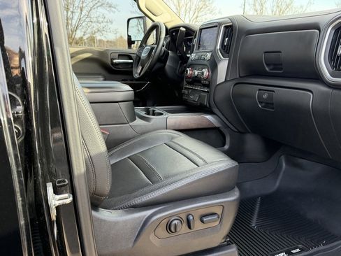 Used 2023 GMC Sierra 2500 Denali image 12