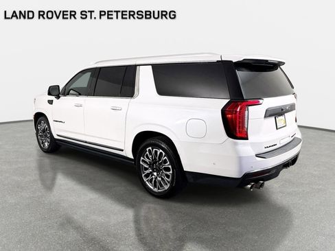 Used 2023 GMC Yukon XL Denali Ultimate w/ LPO, Floor Liner Package AWD/4WD image 7