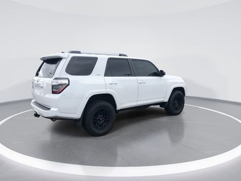 Used 2019 Toyota 4Runner SR5 image 8