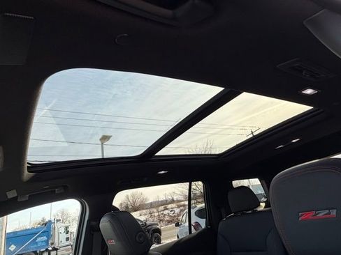 New 2026 Chevrolet Traverse Z71 w/ Driver Confidence Package image 8