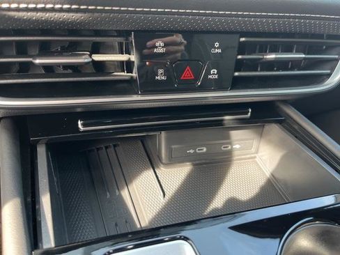 Certified 2025 Volkswagen Atlas Cross Sport SEL R-Line image 37