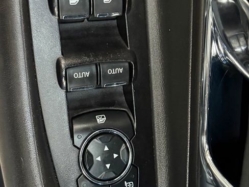 Used 2016 Ford Taurus SHO w/ Sho Performance Package image 24