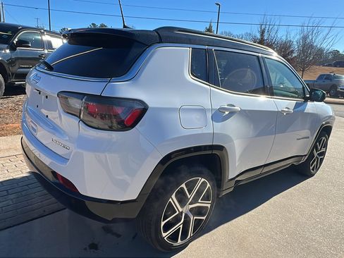 Used 2024 Jeep Compass Limited w/ Elite Group image 9