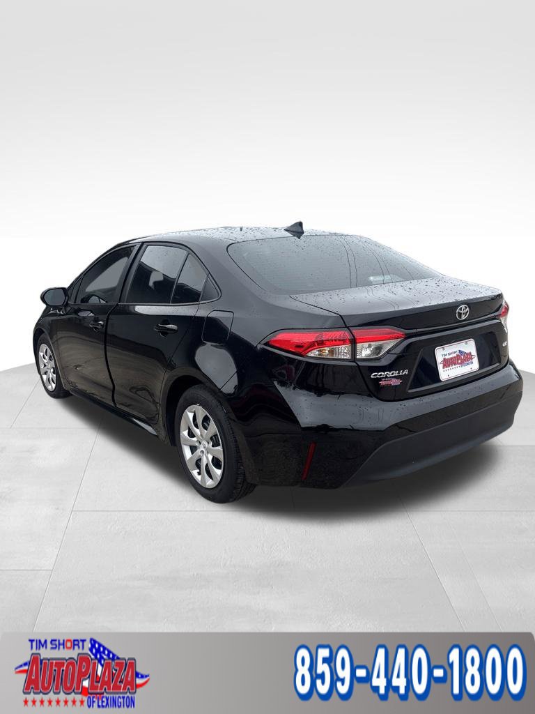 Used 2026 Toyota Corolla LE FWD image 4