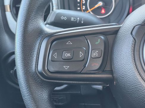 Used 2025 Jeep Wrangler Unlimited Sport AWD/4WD image 27