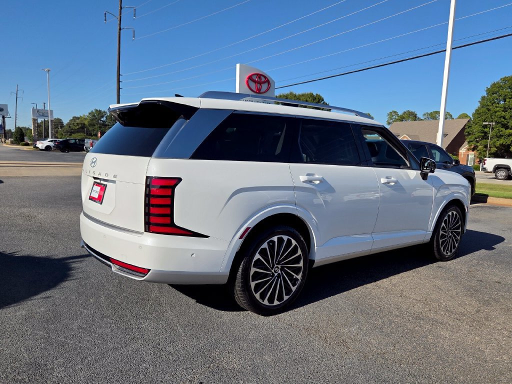 Used 2026 Hyundai Palisade Calligraphy FWD image 16