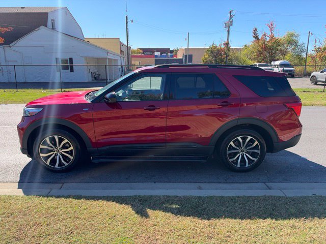Used 2023 Ford Explorer ST-Line w/ Class IV Trailer Tow Package AWD/4WD image 28