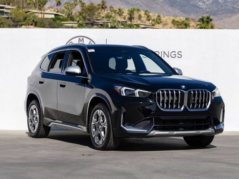 Used 2023 BMW X1 xDrive28i w/ Premium Package AWD/4WD image 2