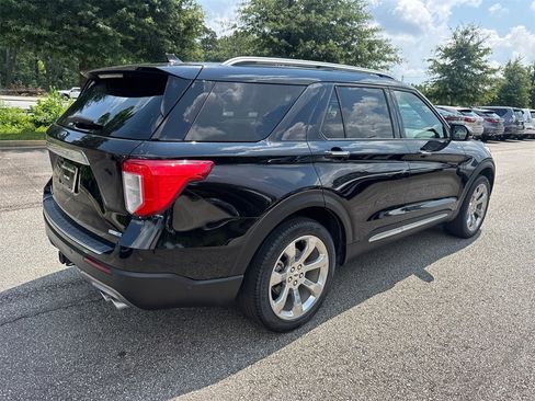 Used 2020 Ford Explorer Platinum w/ Premium Technology Package image 7