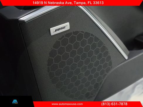 Used 2019 Cadillac Escalade Luxury w/ Escalade Sport Edition image 31