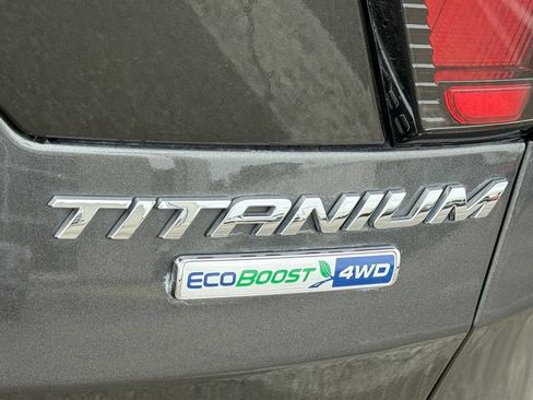 Used 2017 Ford Escape Titanium AWD/4WD image 25