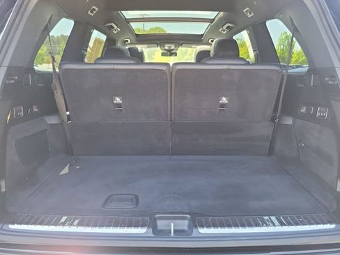 Used 2023 Mercedes-Benz GLS 450 4MATIC image 9