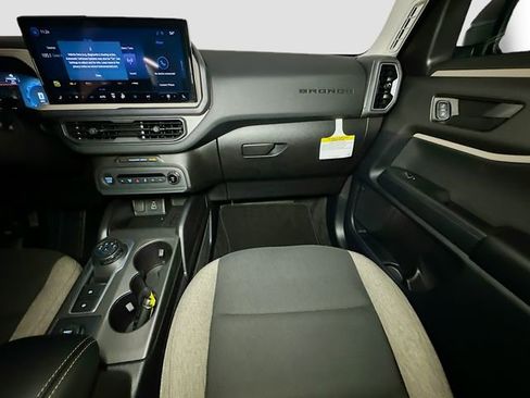 Certified 2025 Ford Bronco Sport Big Bend w/ Convenience Package image 33
