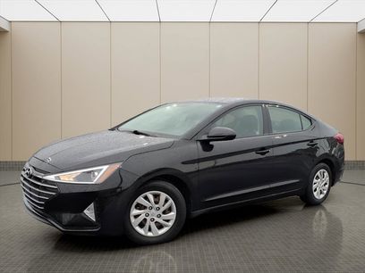 Used 2019 Hyundai Elantra SE w/ Cargo Package
