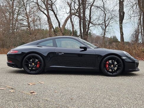 Certified 2019 Porsche 911 Carrera S image 8