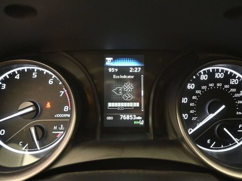 Used 2023 Toyota Camry SE w/ Convenience Package FWD image 19