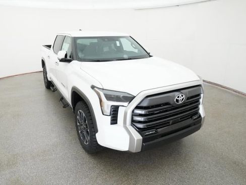 New 2026 Toyota Tundra Limited AWD/4WD image 14