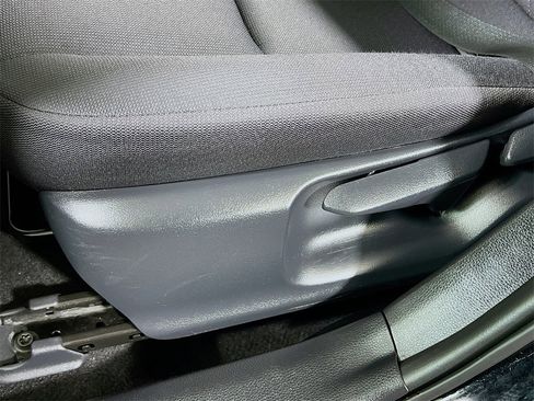 Certified 2024 Toyota Corolla LE image 18