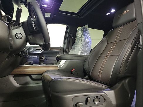 New 2026 Chevrolet Silverado 1500 High Country image 13