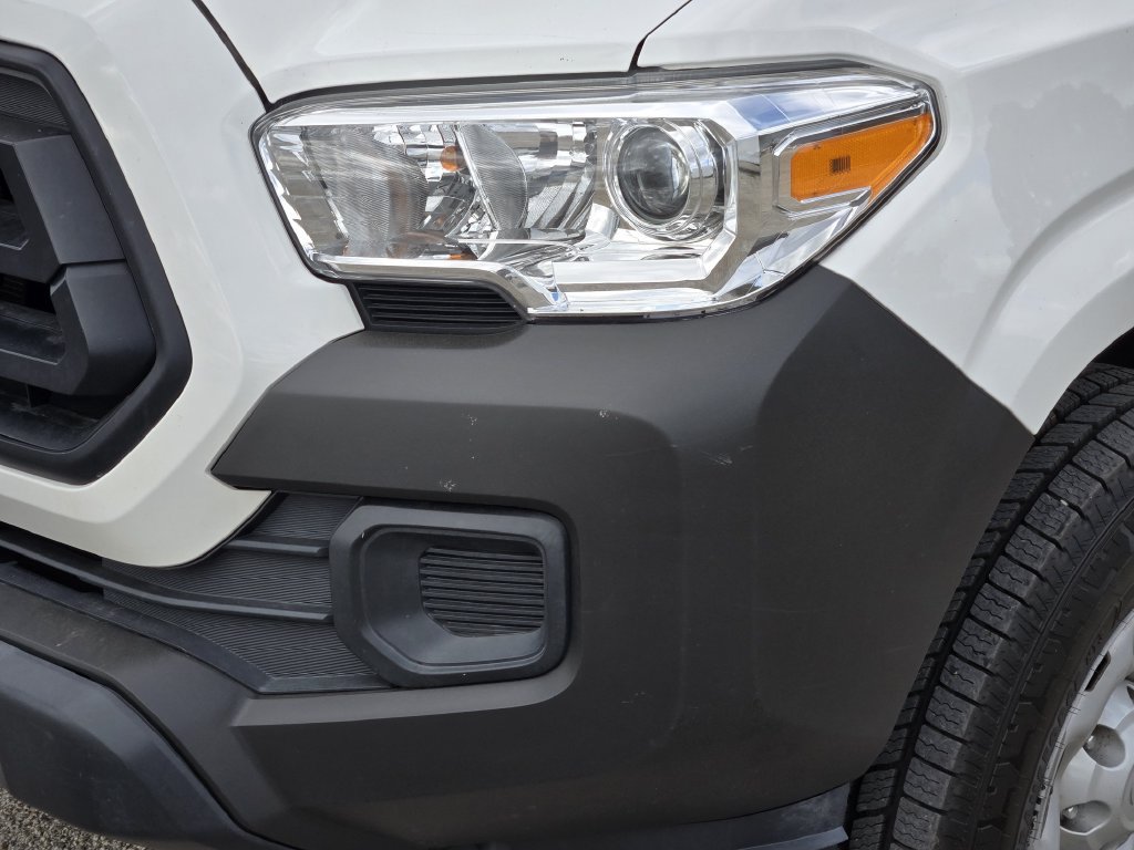 Used 2022 Toyota Tacoma SR RWD image 9