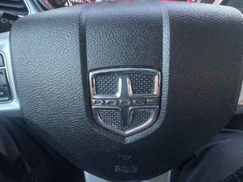 Used 2013 Dodge Journey SE w/ Flexible Seating Group image 22