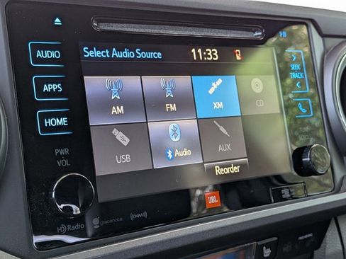 Used 2019 Toyota Tacoma TRD Sport image 7