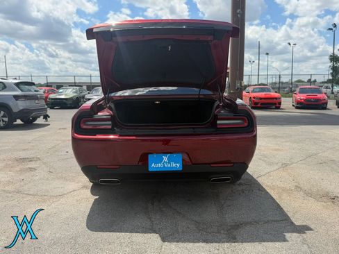 Used 2022 Dodge Challenger GT RWD image 29