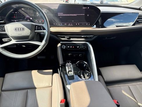 Used 2025 Audi Q5 Premium Plus AWD/4WD image 26