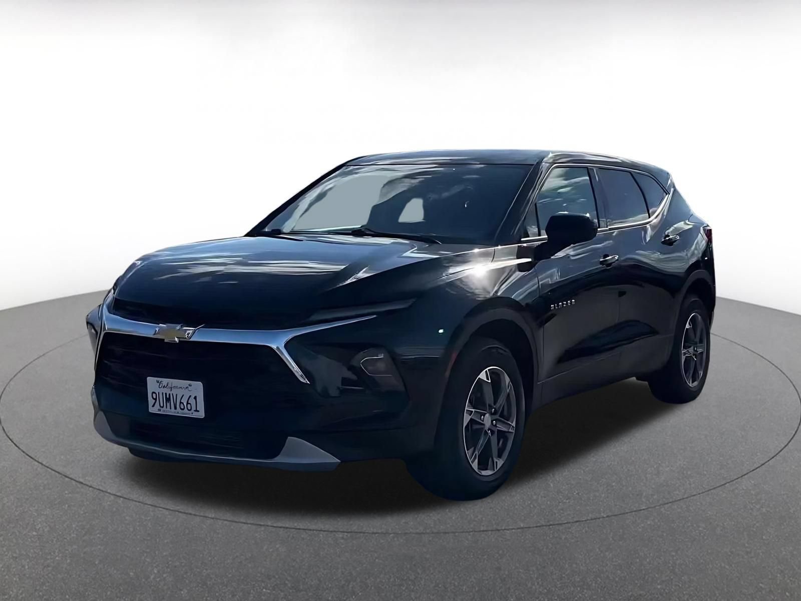Used 2026 Chevrolet Blazer LT FWD image 6