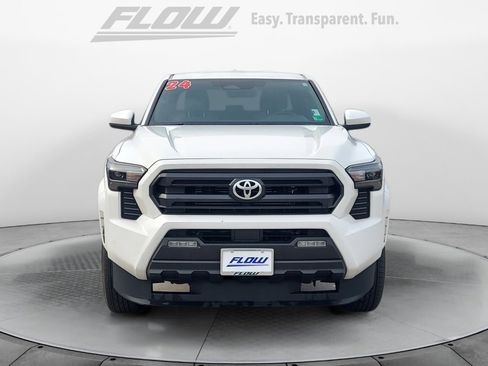 Used 2024 Toyota Tacoma SR5 image 3