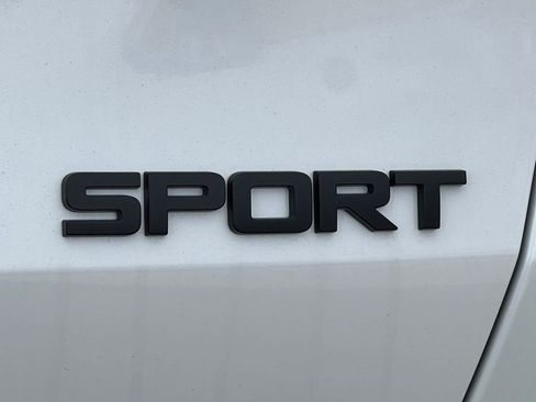 New 2026 Honda HR-V Sport image 2