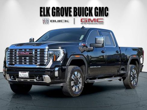 Used 2024 GMC Sierra 2500 Denali AWD/4WD image 8