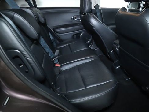 Used 2020 Honda HR-V Touring image 30