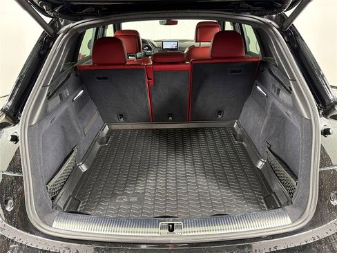 Used 2020 Audi SQ5 Prestige w/ Prestige Package image 20