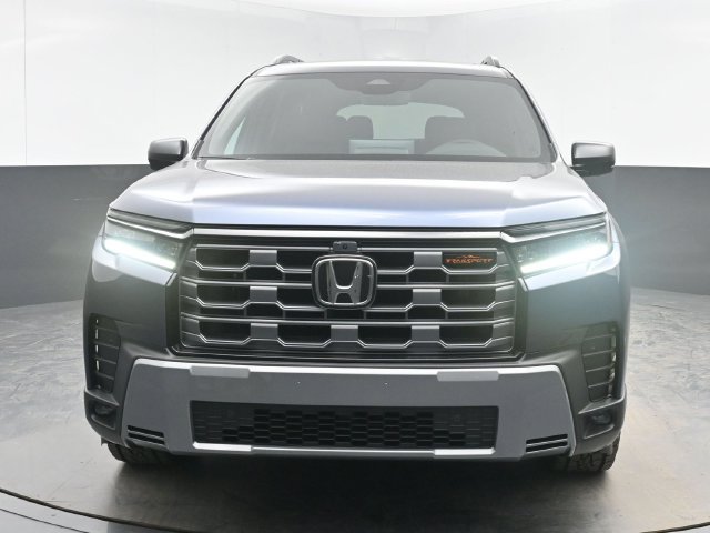 New 2026 Honda Pilot TrailSport image 3